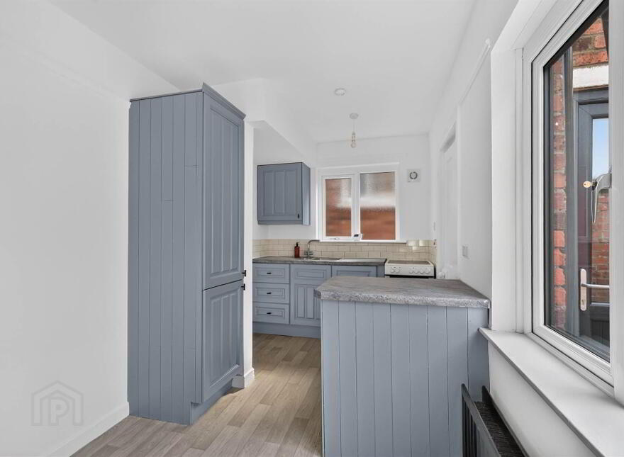 7 Mount Prospect Park, Belfast, BT9 7BG