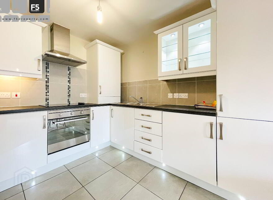 14, 1 West Circular Close, The Vale, Belfast, BT13 3QF