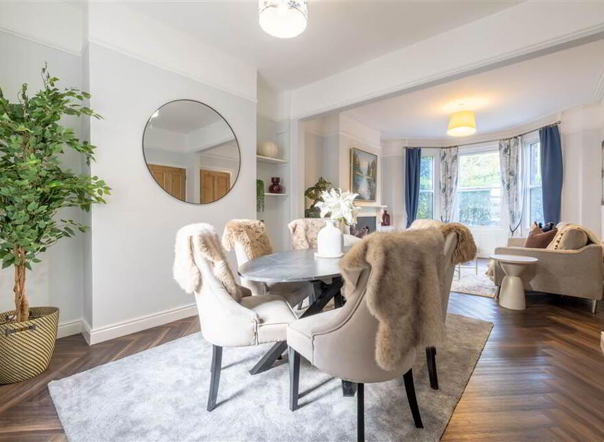 238 Ravenhill Road, Belfast, BT6 8EF