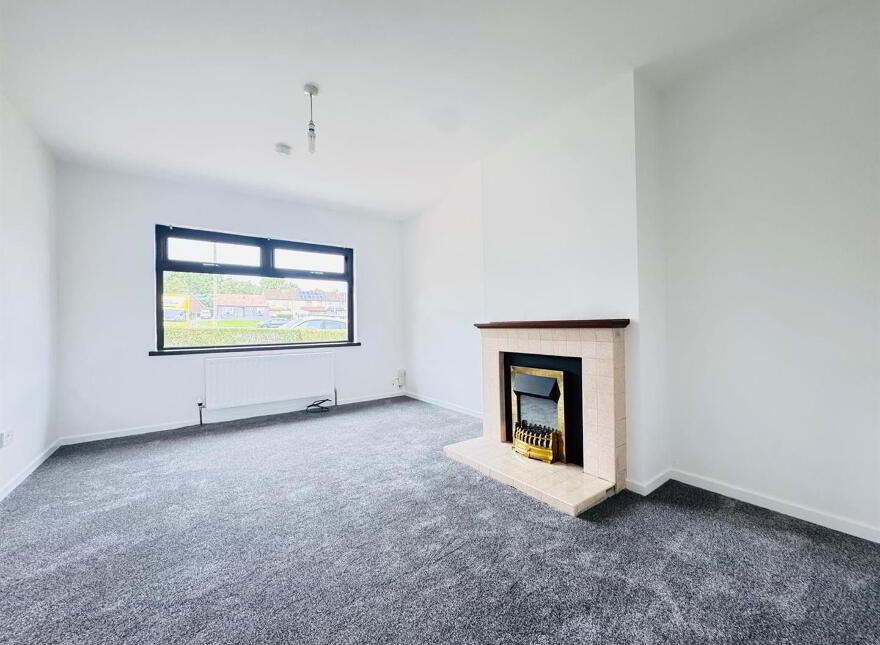 61 Carmeen Drive, Rathcoole, Newtownabbey, BT37 9DL