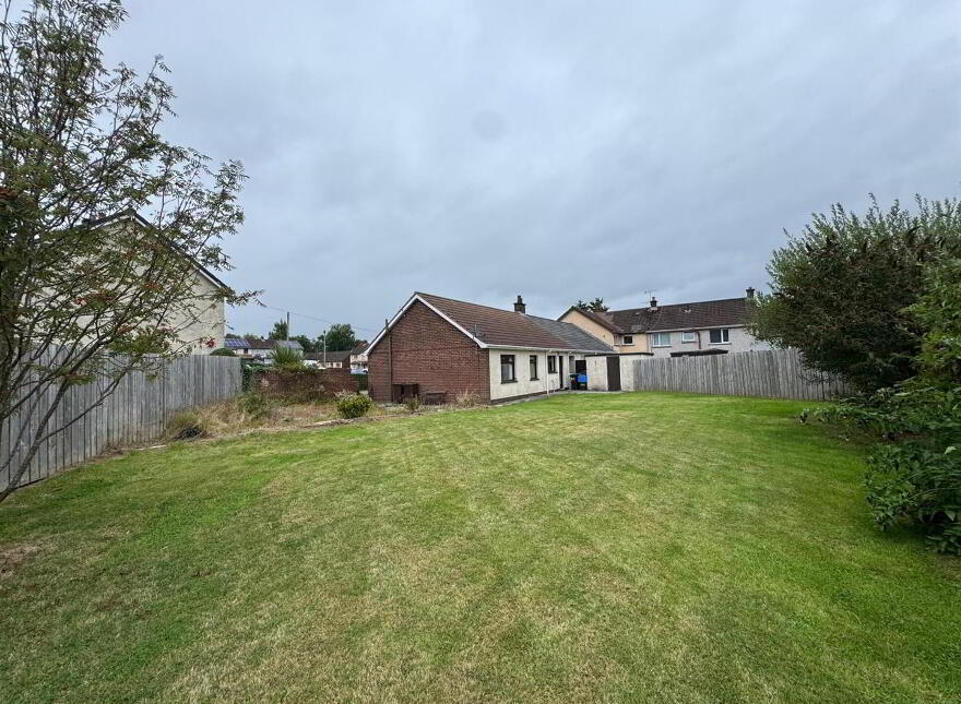 61 Carmeen Drive, Rathcoole, Newtownabbey, BT37 9DL