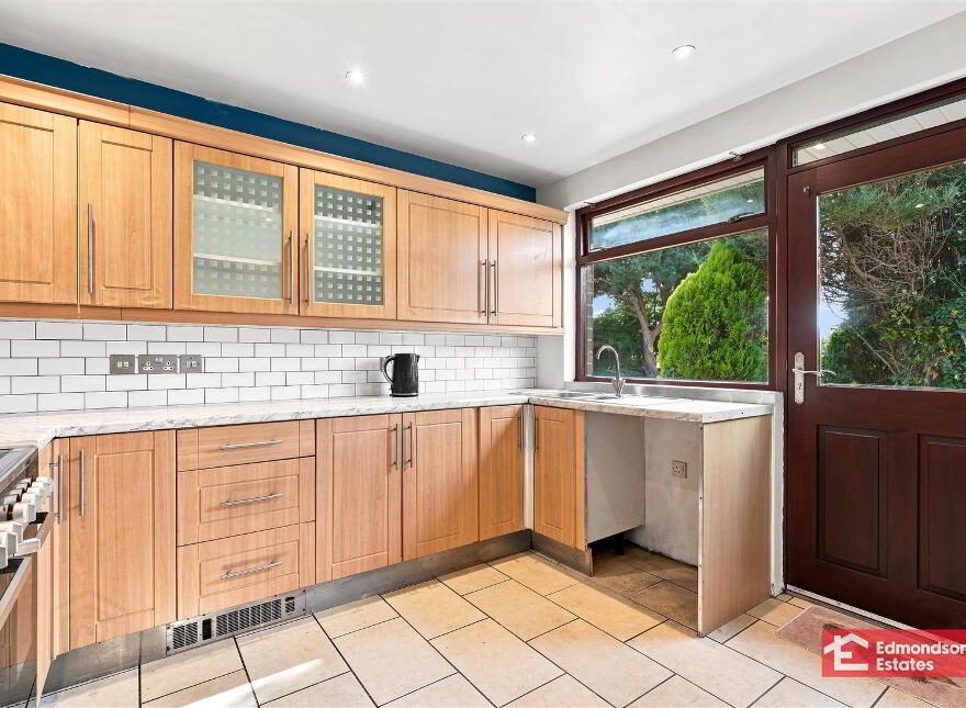 8 Bridge Park, Templepatrick, Ballyclare, BT39 0AE