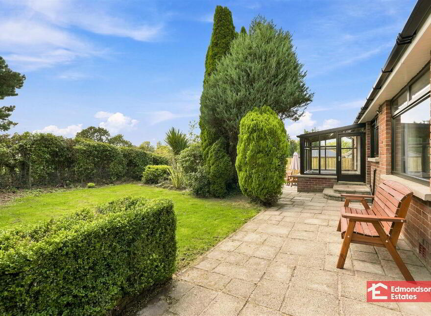 8 Bridge Park, Templepatrick, Ballyclare, BT39 0AE