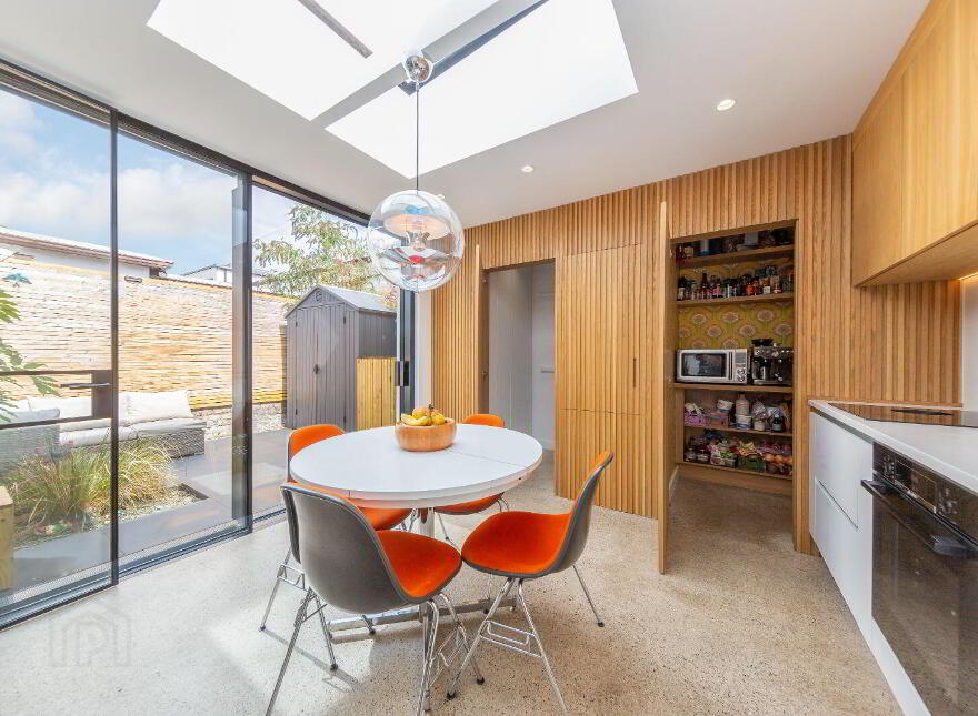 6 Oakfield Place, Portobello, Portobello, D08K2C5