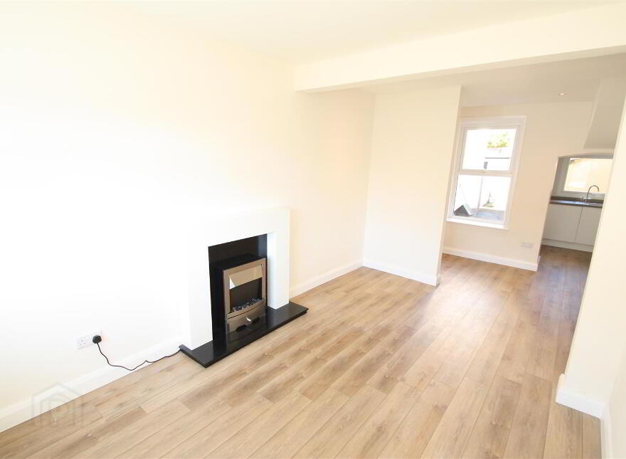 9 Belfast Road, Ballynahinch, BT24 8DZ