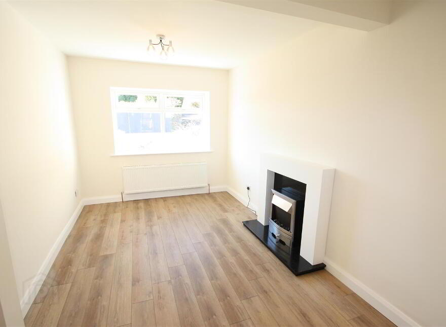 9 Belfast Road, Ballynahinch, BT24 8DZ