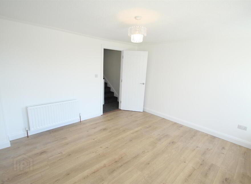 9 Belfast Road, Ballynahinch, BT24 8DZ