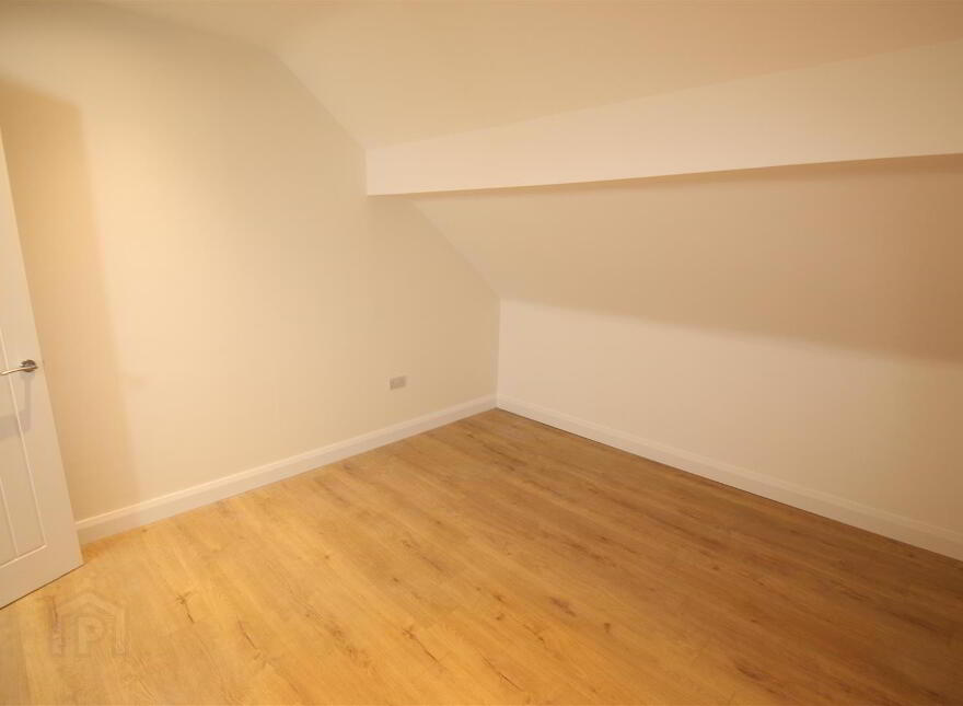9 Belfast Road, Ballynahinch, BT24 8DZ