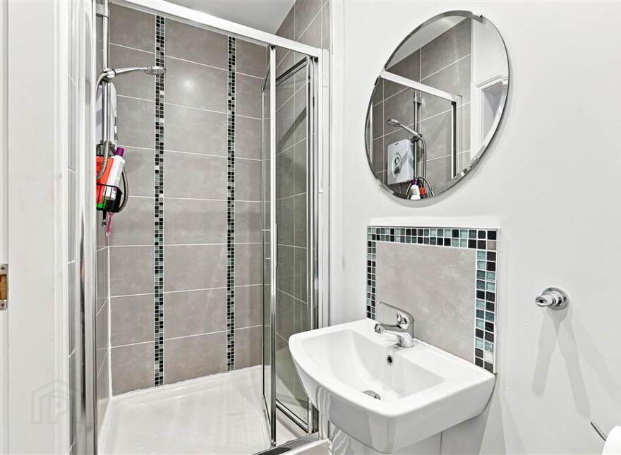 17 Woodland Grove, Ballymena, BT43 6WJ