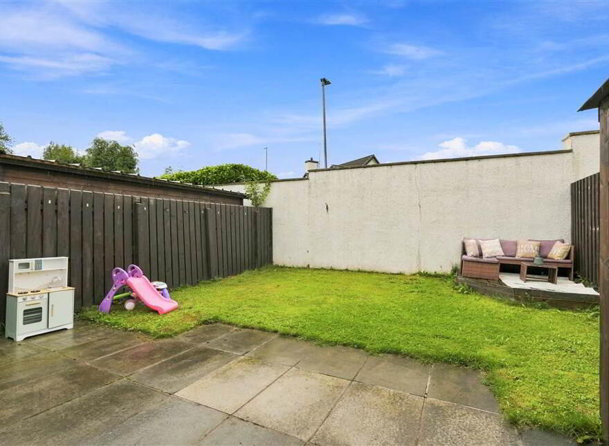 17 Woodland Grove, Ballymena, BT43 6WJ