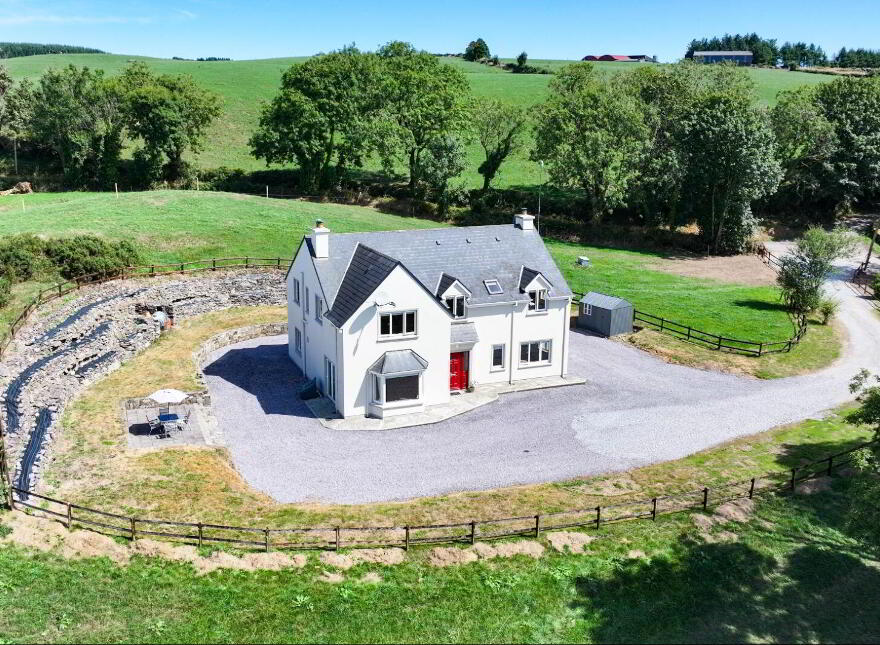 The Paddock, Enniskeane, Newcestown, P47NH39