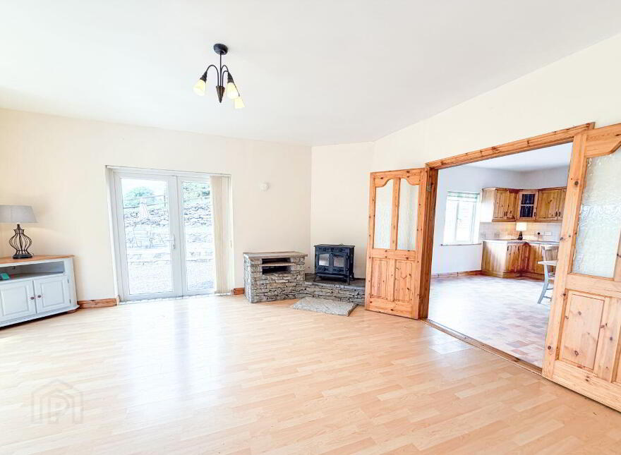 The Paddock, Enniskeane, Newcestown, P47NH39