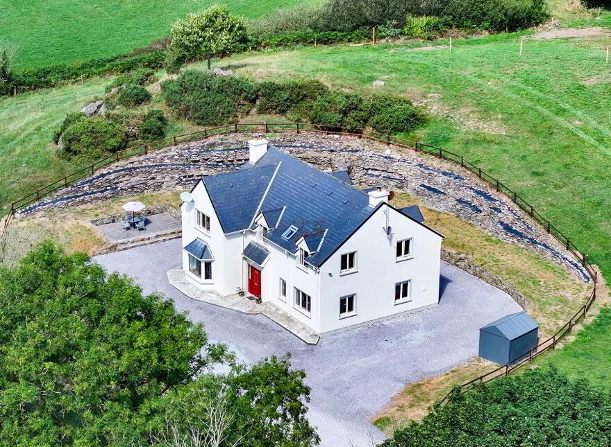 The Paddock, Enniskeane, Newcestown, P47NH39
