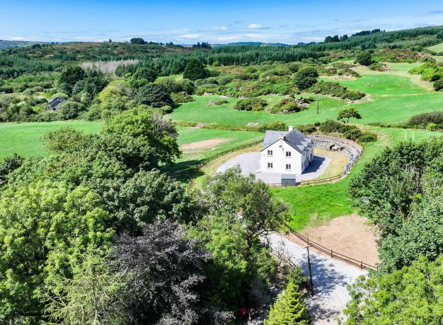 The Paddock, Enniskeane, Newcestown, P47NH39