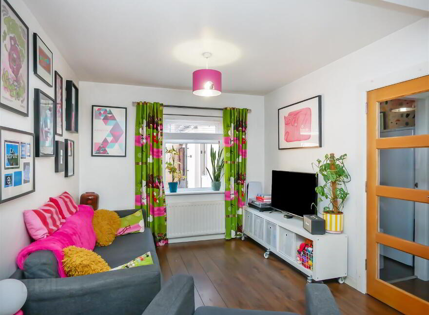 48 Ravenhill Avenue, Ravenhill Road, Belfast, BT6 8LG