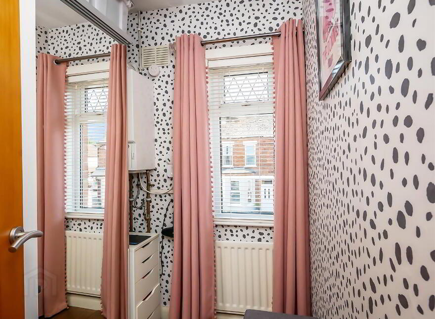 48 Ravenhill Avenue, Ravenhill Road, Belfast, BT6 8LG