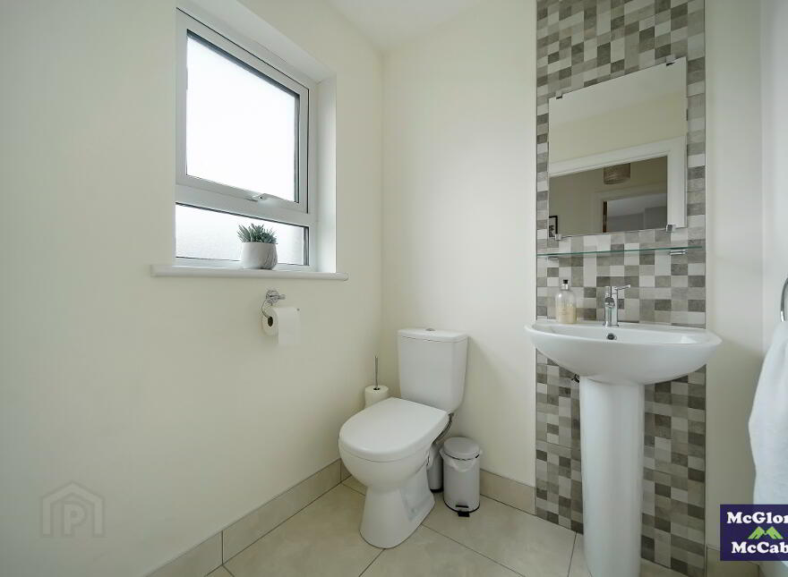10 Derrywinnin Heights, Dungannon, BT71 6WT