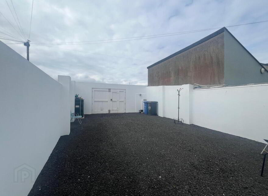 SHORT TERM, 120A Causeway Street, Portrush, BT56 8JE