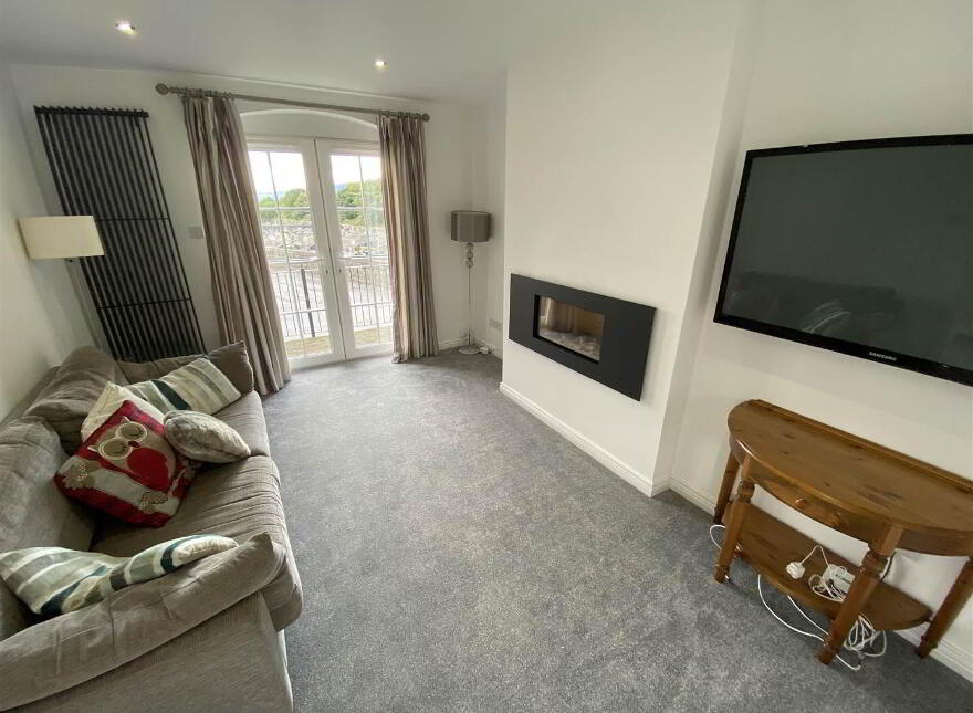 3 Priory Park, Off Bangor Road, Holywood, BT18 0LG