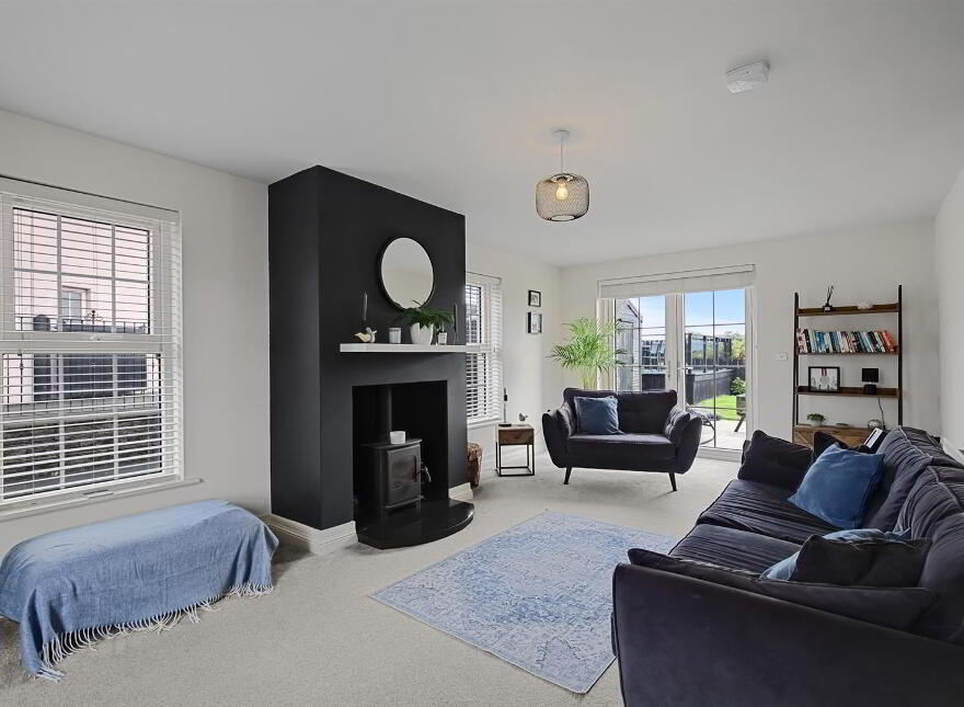 17 Crawfordsburn Way, Newtownards, BT23 4RY