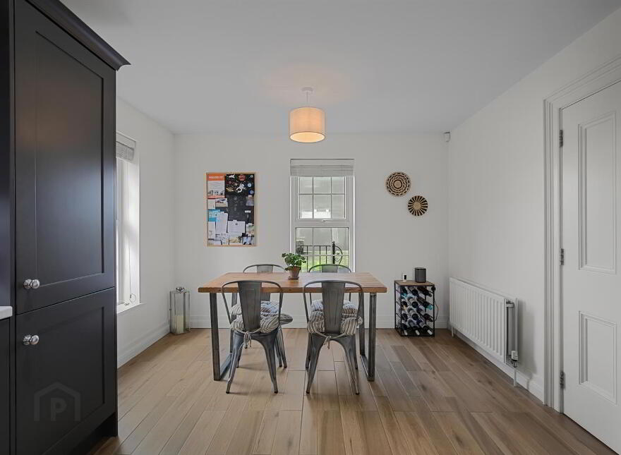 17 Crawfordsburn Way, Newtownards, BT23 4RY