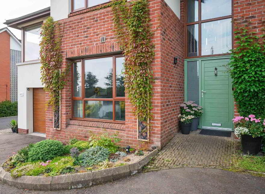 7 Crawfordsburn Lane, Bangor, BT19 1ZR