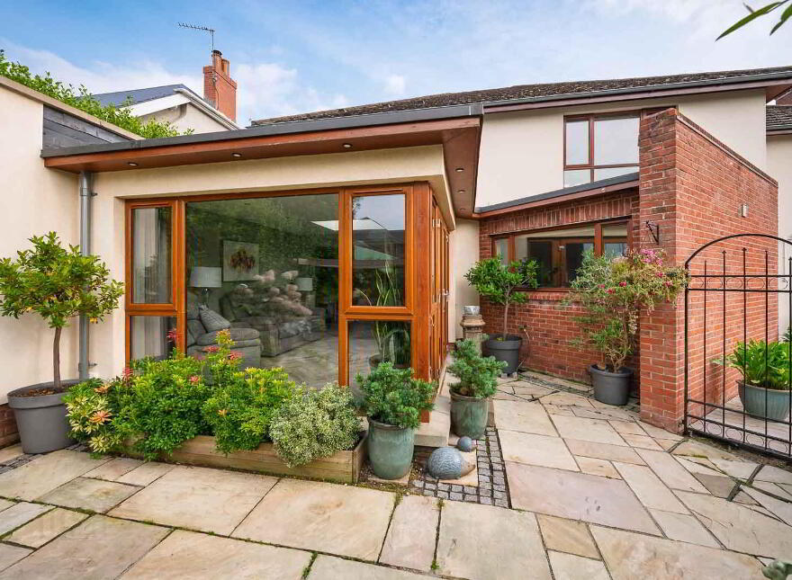 7 Crawfordsburn Lane, Bangor, BT19 1ZR