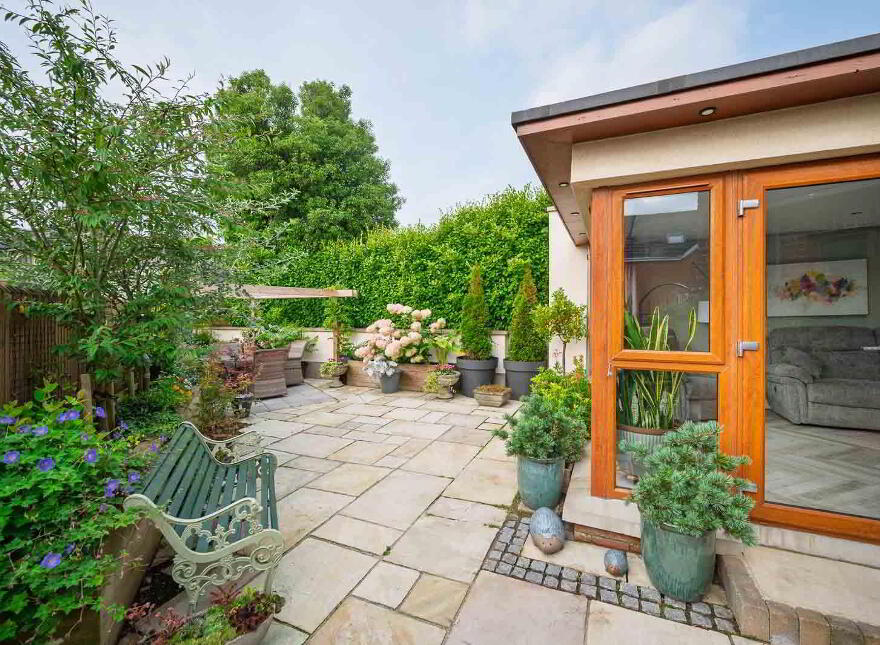 7 Crawfordsburn Lane, Bangor, BT19 1ZR