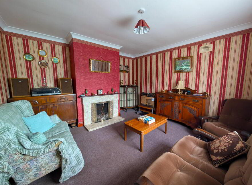 4 Larch Hill, Swinford, F12F297