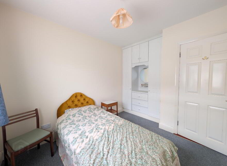 4 Larch Hill, Swinford, F12F297