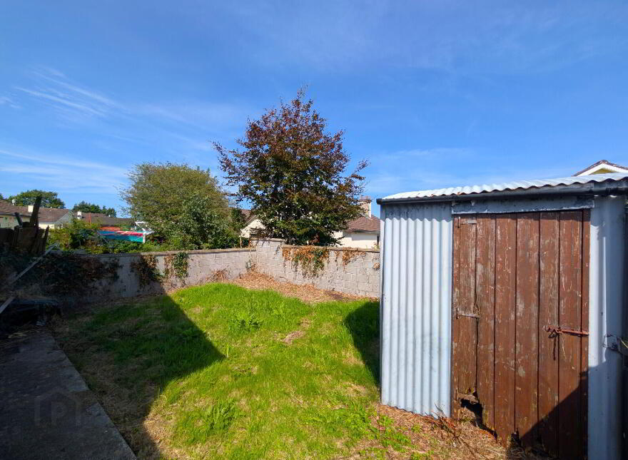 4 Larch Hill, Swinford, F12F297