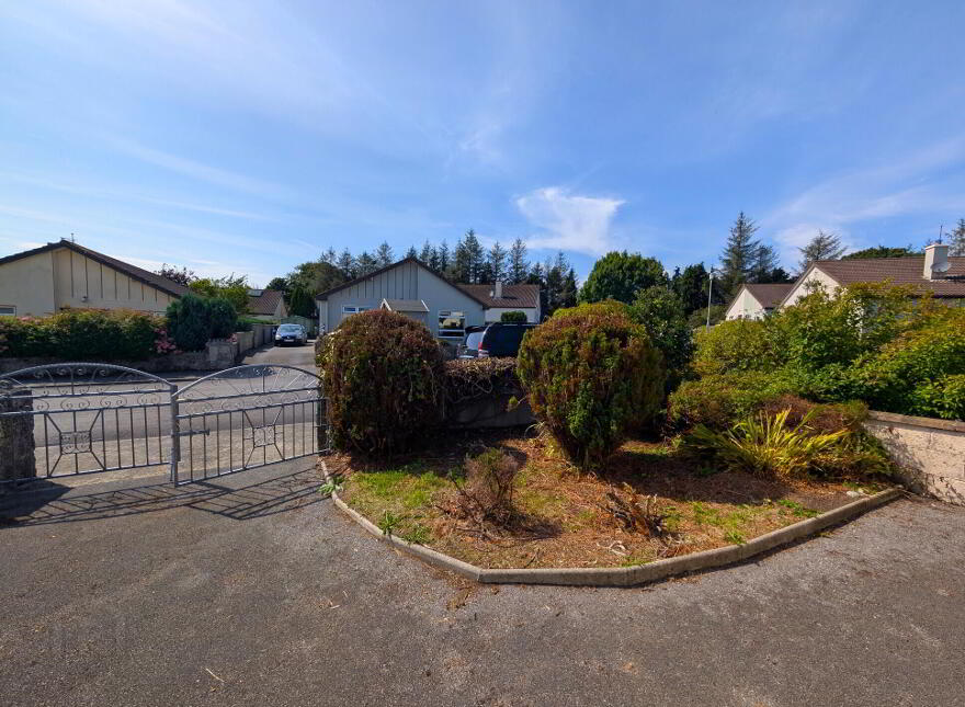 4 Larch Hill, Swinford, F12F297