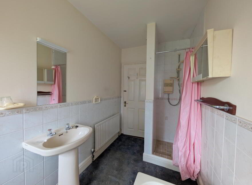 4 Larch Hill, Swinford, F12F297