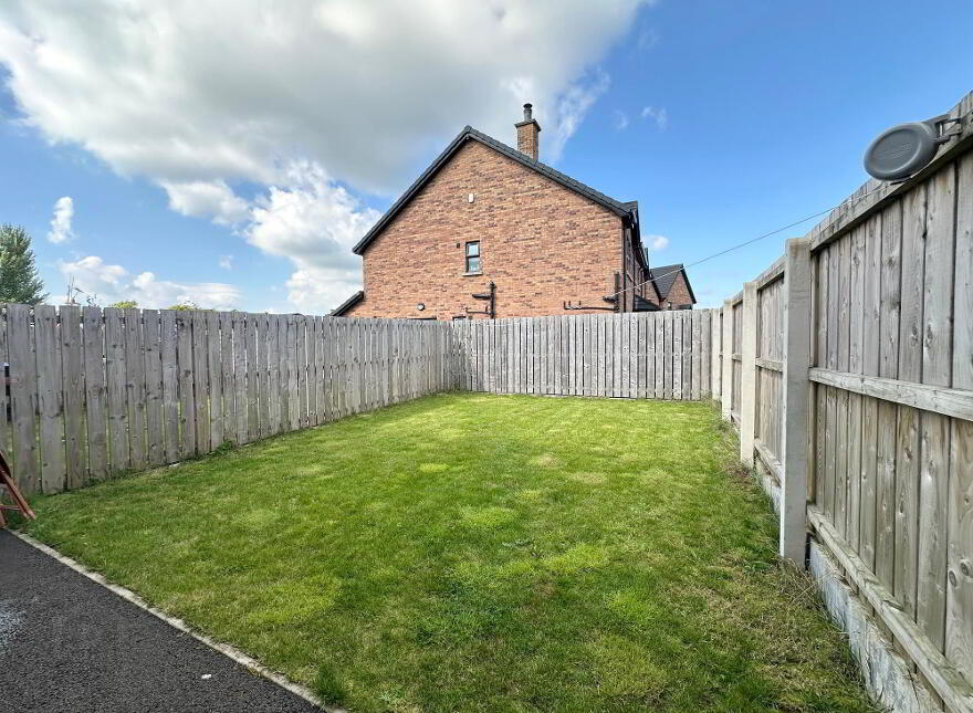 26 Bannfield Way, Toomebridge, BT41 3TU