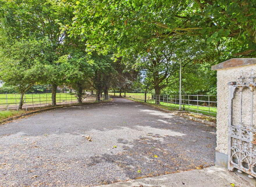 Emmaus House, & Development Land, Ballyroan Road, Abbeyleix