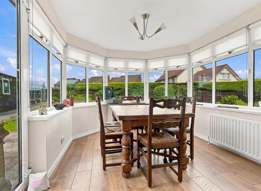 17 Gorsehill Rise, Moneyreagh, BT23 6XF
