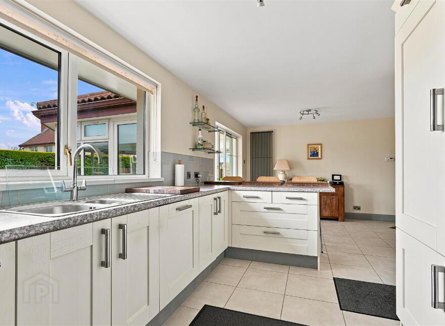 17 Gorsehill Rise, Moneyreagh, BT23 6XF