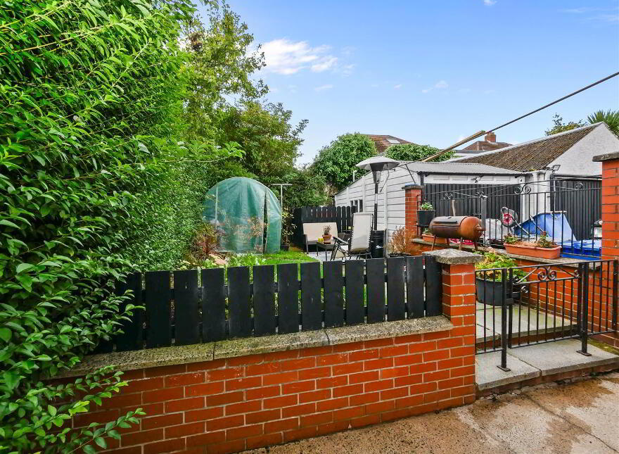8 Stirling Road, Cregagh, Belfast, BT6 9LX