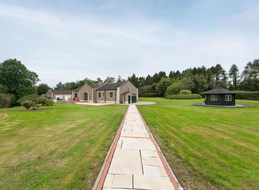 17 Stewarts Road, Dromara, BT25 2AN