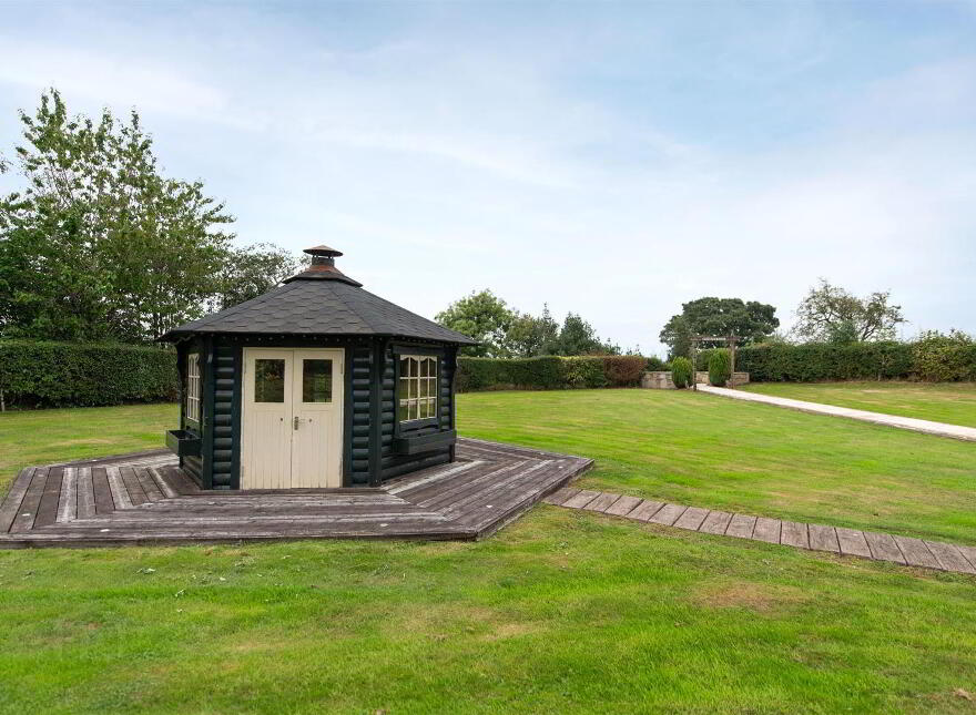 17 Stewarts Road, Dromara, BT25 2AN