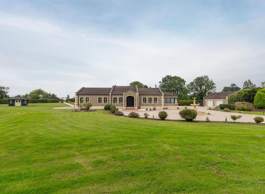 17 Stewarts Road, Dromara, BT25 2AN