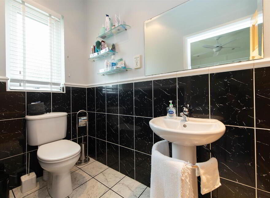 17 Stewarts Road, Dromara, BT25 2AN