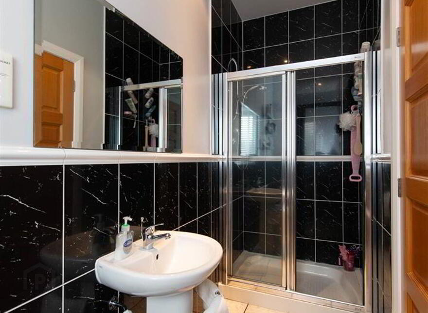 17 Stewarts Road, Dromara, BT25 2AN