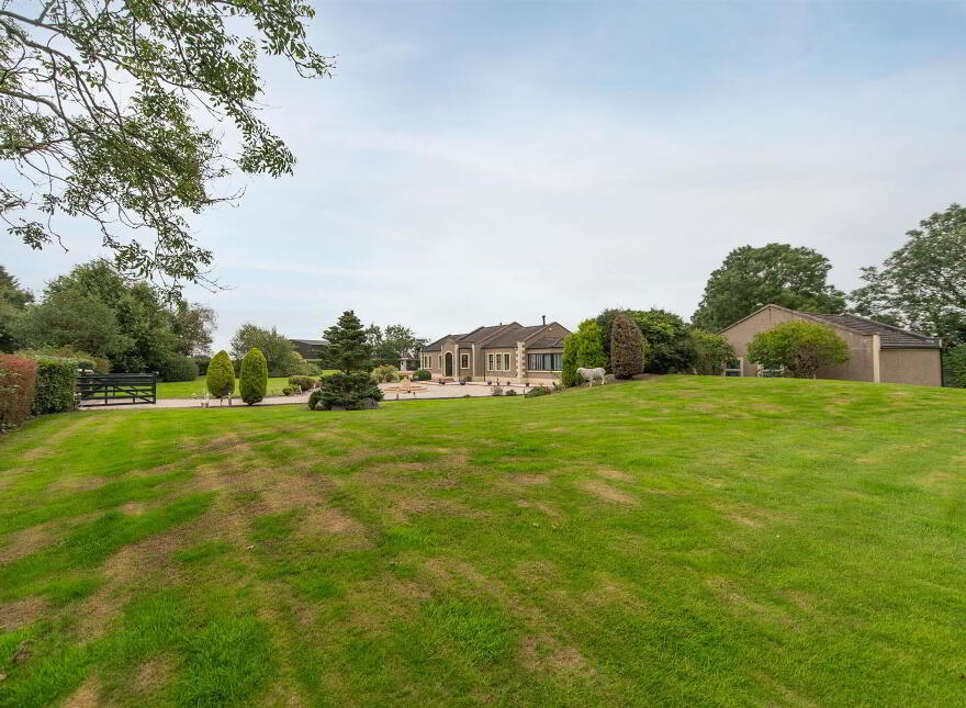 17 Stewarts Road, Dromara, BT25 2AN
