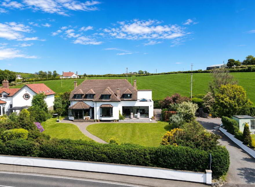 104 Portaferry Road, Newtownards, BT22 2AH