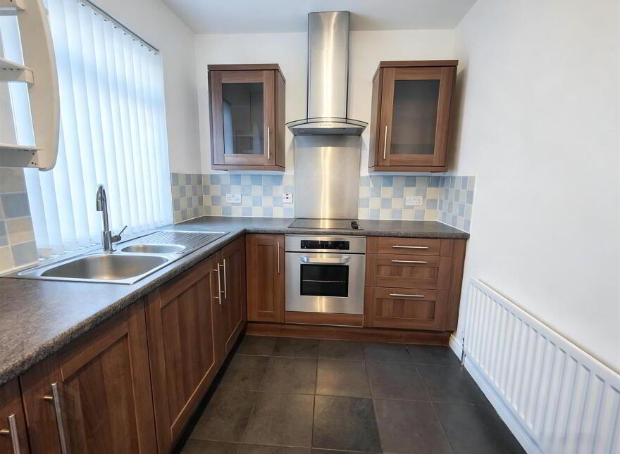22 York Park, Belfast, BT15 3QT