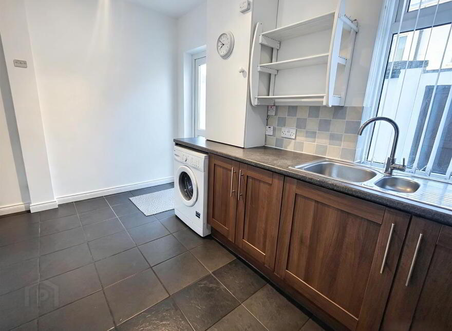 22 York Park, Belfast, BT15 3QT