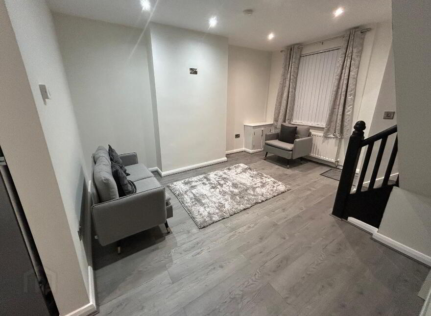 40 Benburb Street, Belfast, BT12 6JG