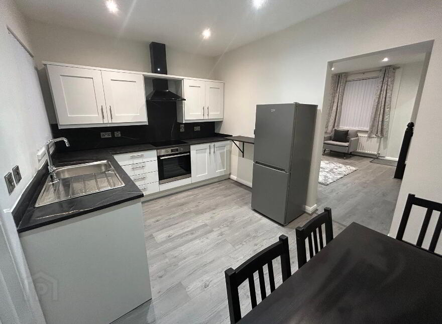 40 Benburb Street, Belfast, BT12 6JG