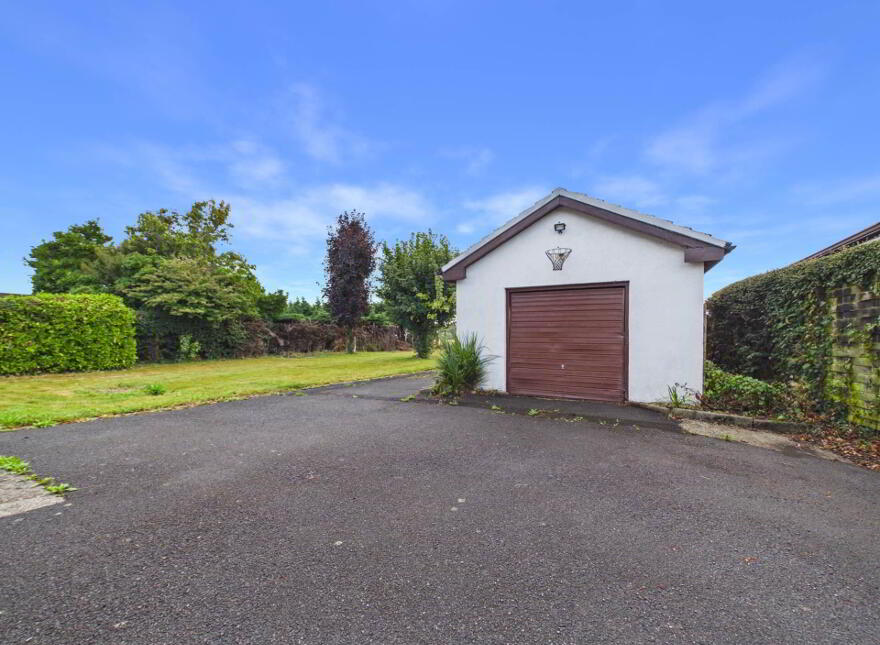 Tybroughney, Piltown, E32F293